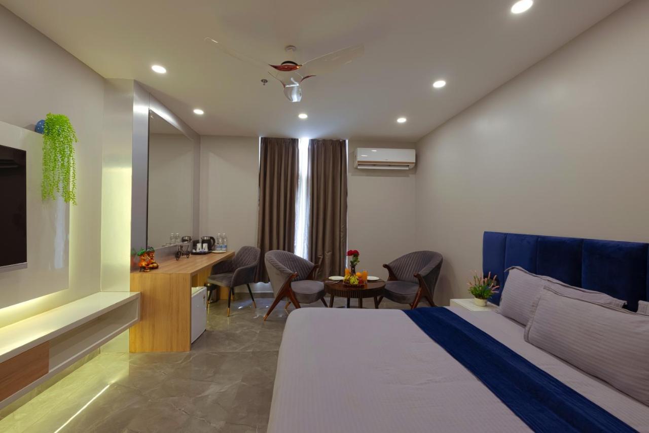 Hotel Bay Laurel Retreat Faridabad Eksteriør billede
